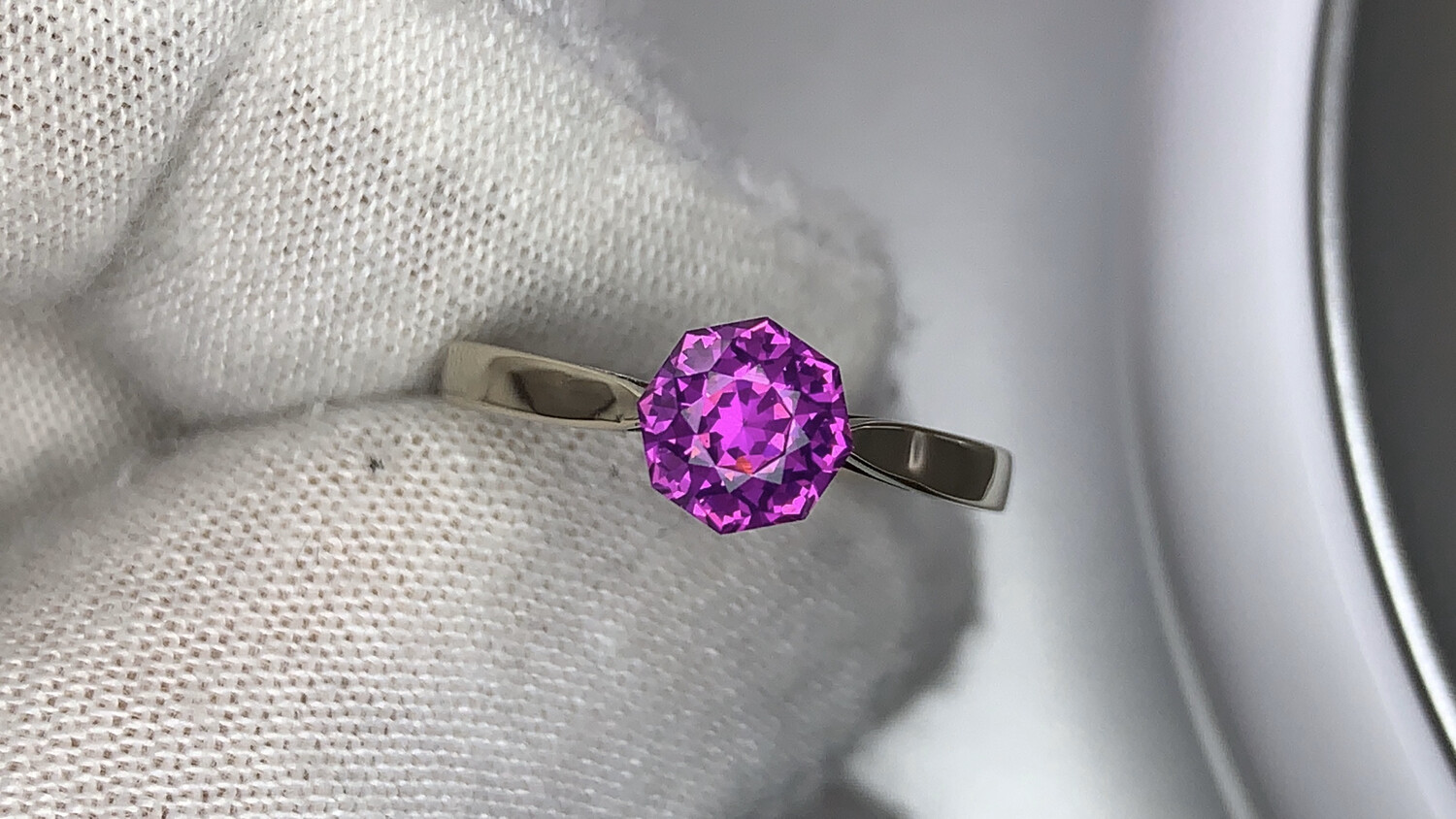 ᴬᵀᵞᴾᴵᶜᴬᴸ GARNET Mozambique 1.13ct