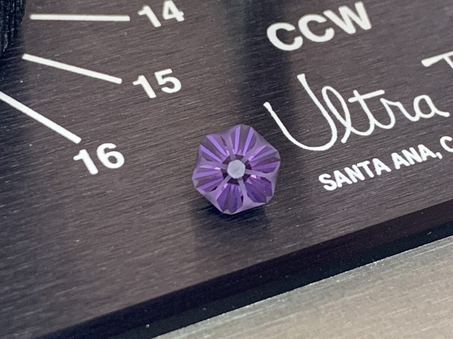 ᴬᵀᵞᴾᴵᶜᴬᴸ PURPLE SPINEL 1,22ct