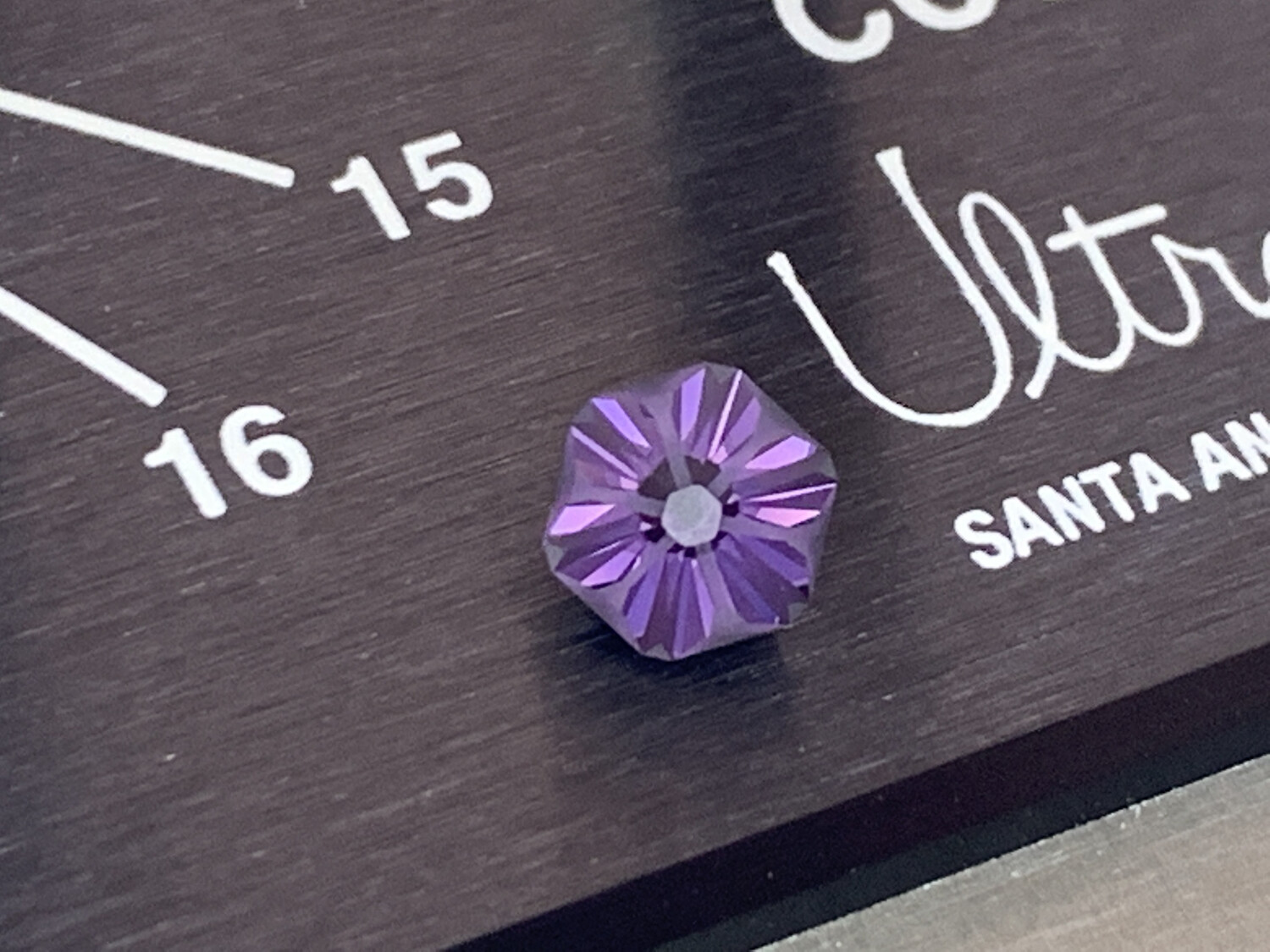 ᴬᵀᵞᴾᴵᶜᴬᴸ PURPLE SPINEL 1,22ct
