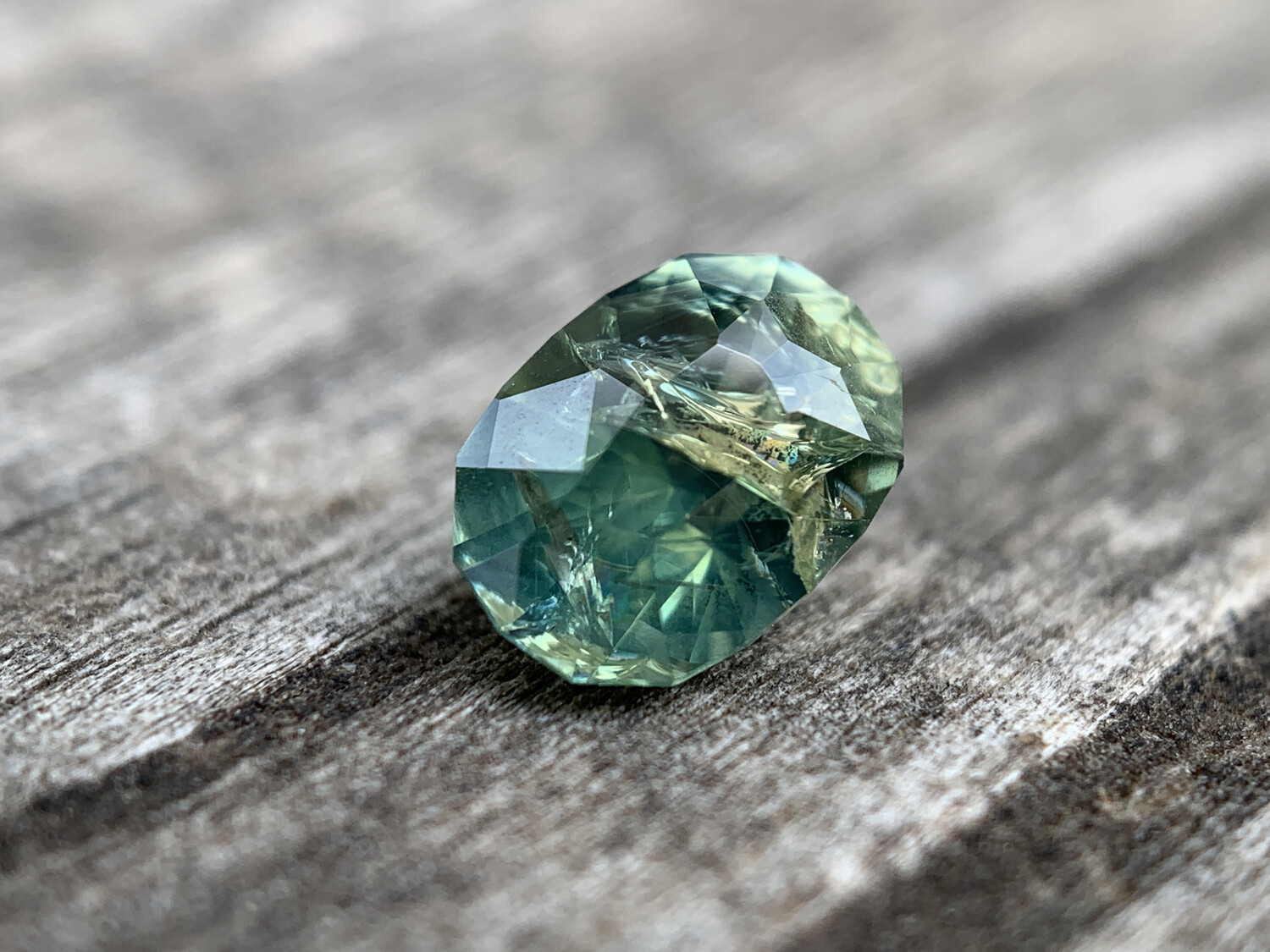 ᴬᵀᵞᴾᴵᶜᴬᴸ AUSTRALIA SAPPHIRE 0,99ct