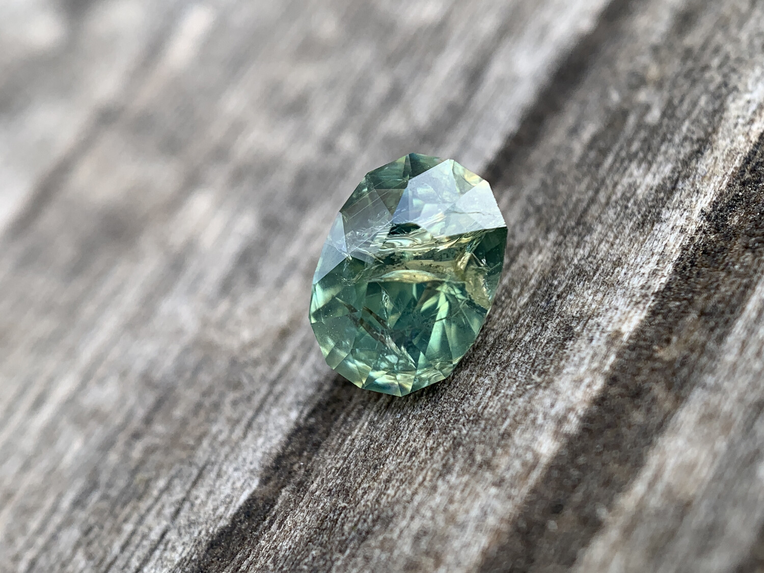 ᴬᵀᵞᴾᴵᶜᴬᴸ AUSTRALIA SAPPHIRE 0,99ct