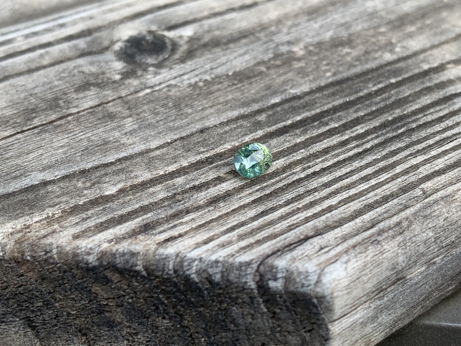 ᴬᵀᵞᴾᴵᶜᴬᴸ AUSTRALIA SAPPHIRE 0,99ct