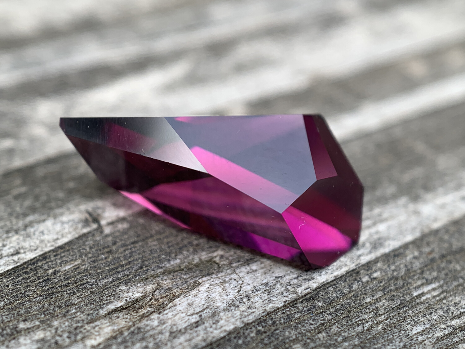 ᴬᵀᵞᴾᴵᶜᴬᴸ GARNET Mozambique 4,66ct
