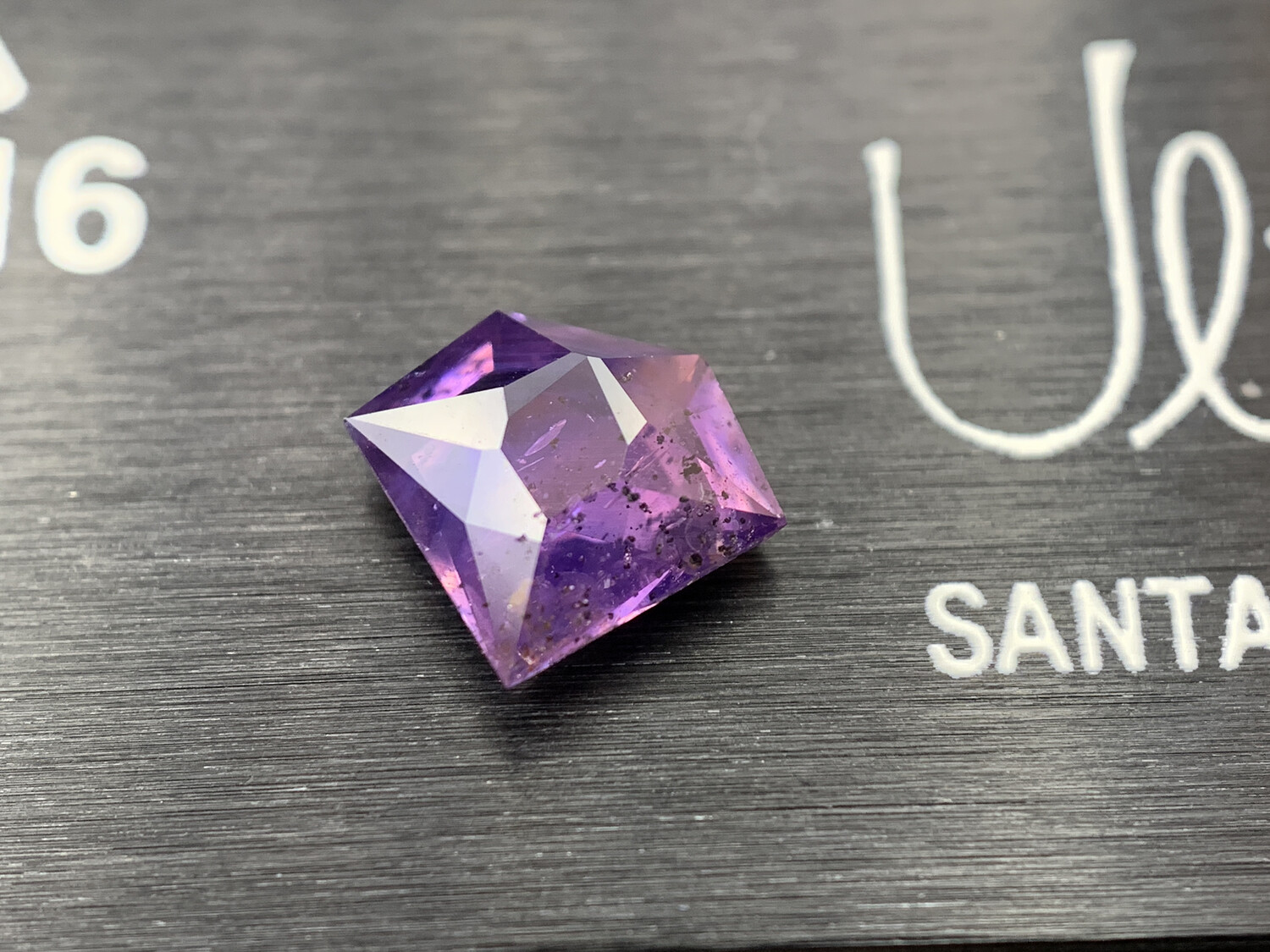 ᴬᵀᵞᴾᴵᶜᴬᴸ PURPLE PINK SAPPHIRE 0,74ct