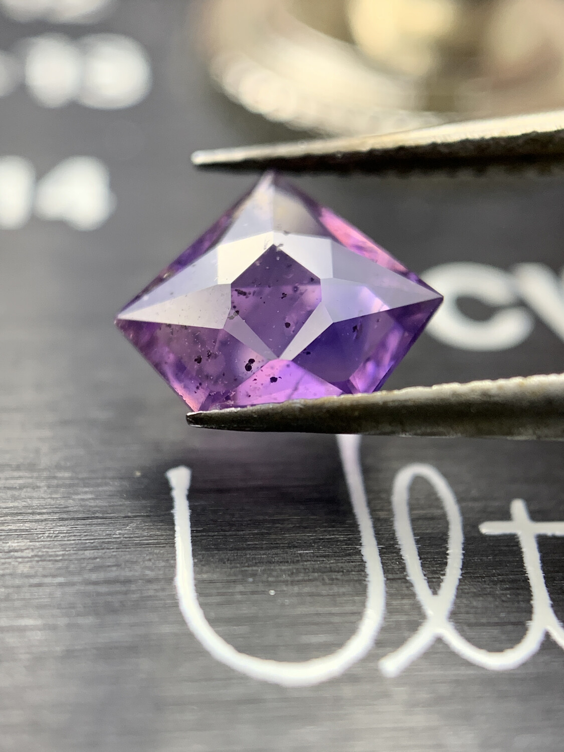 ᴬᵀᵞᴾᴵᶜᴬᴸ PURPLE PINK SAPPHIRE 0,74ct