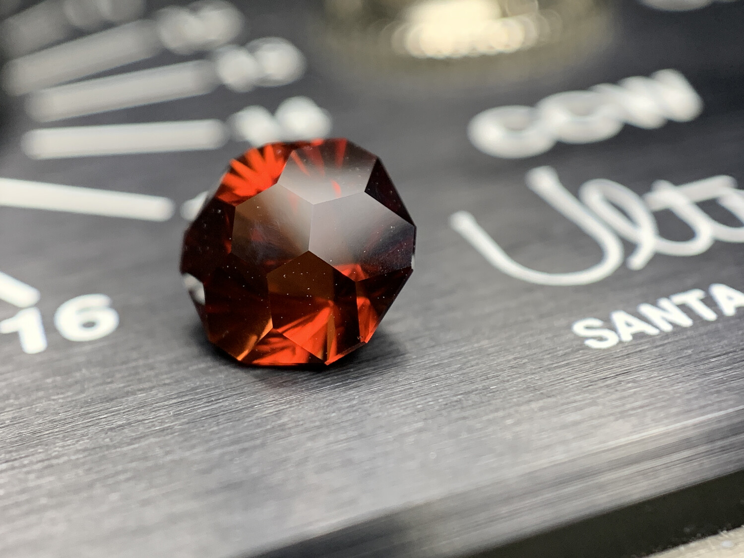 ᴬᵀᵞᴾᴵᶜᴬᴸ MALAYA GARNET 2,17ct