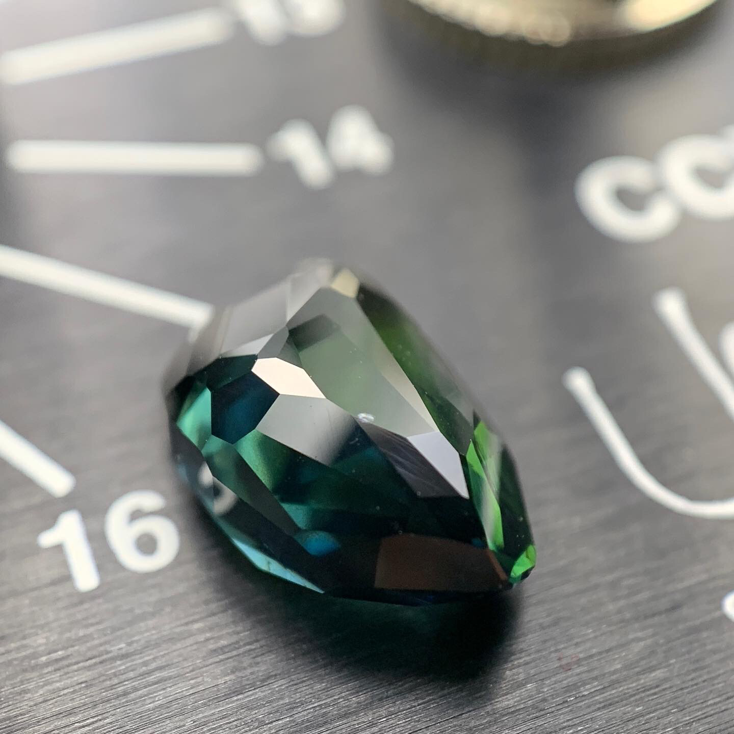ᴬᵀᵞᴾᴵᶜᴬᴸ TEAL KENYAN SAPPHIRE 6,00ct