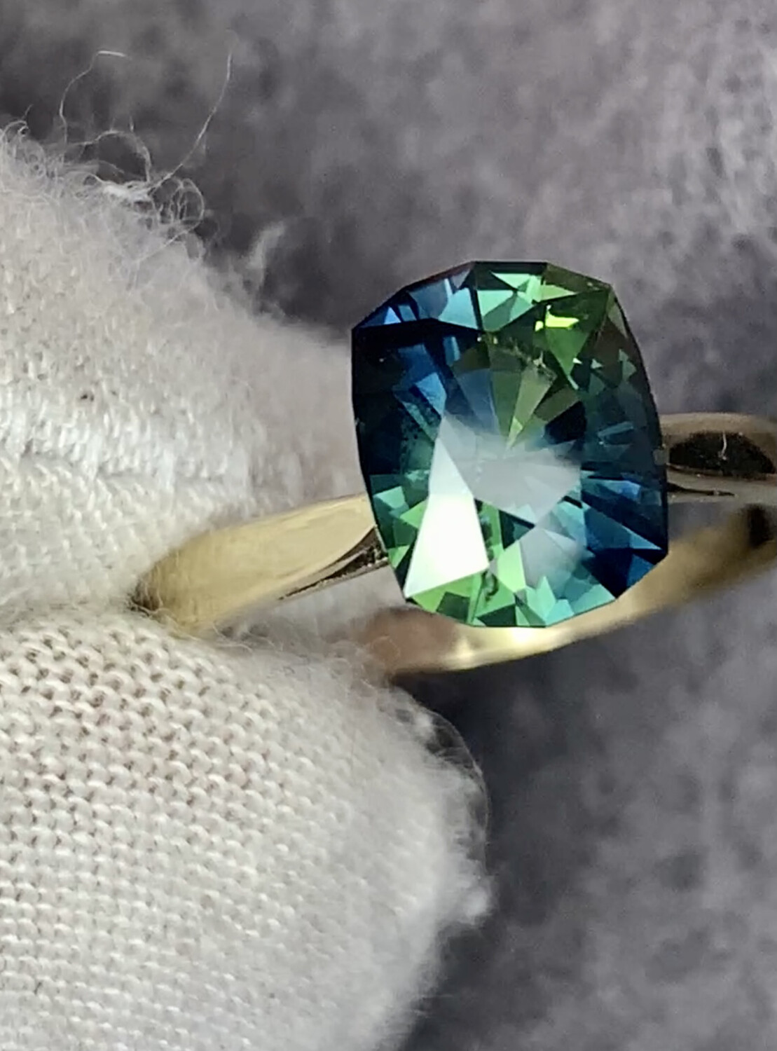 ᴬᵀᵞᴾᴵᶜᴬᴸ TEAL KENYAN SAPPHIRE 2,20ct