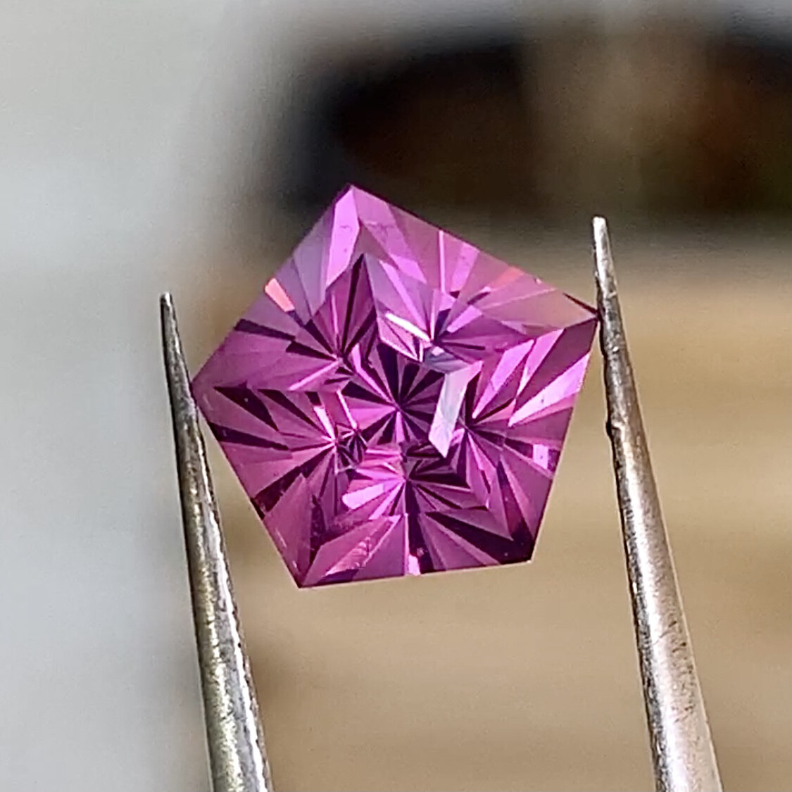 ᴬᵀᵞᴾᴵᶜᴬᴸ UMBALITE GARNET 2,33ct