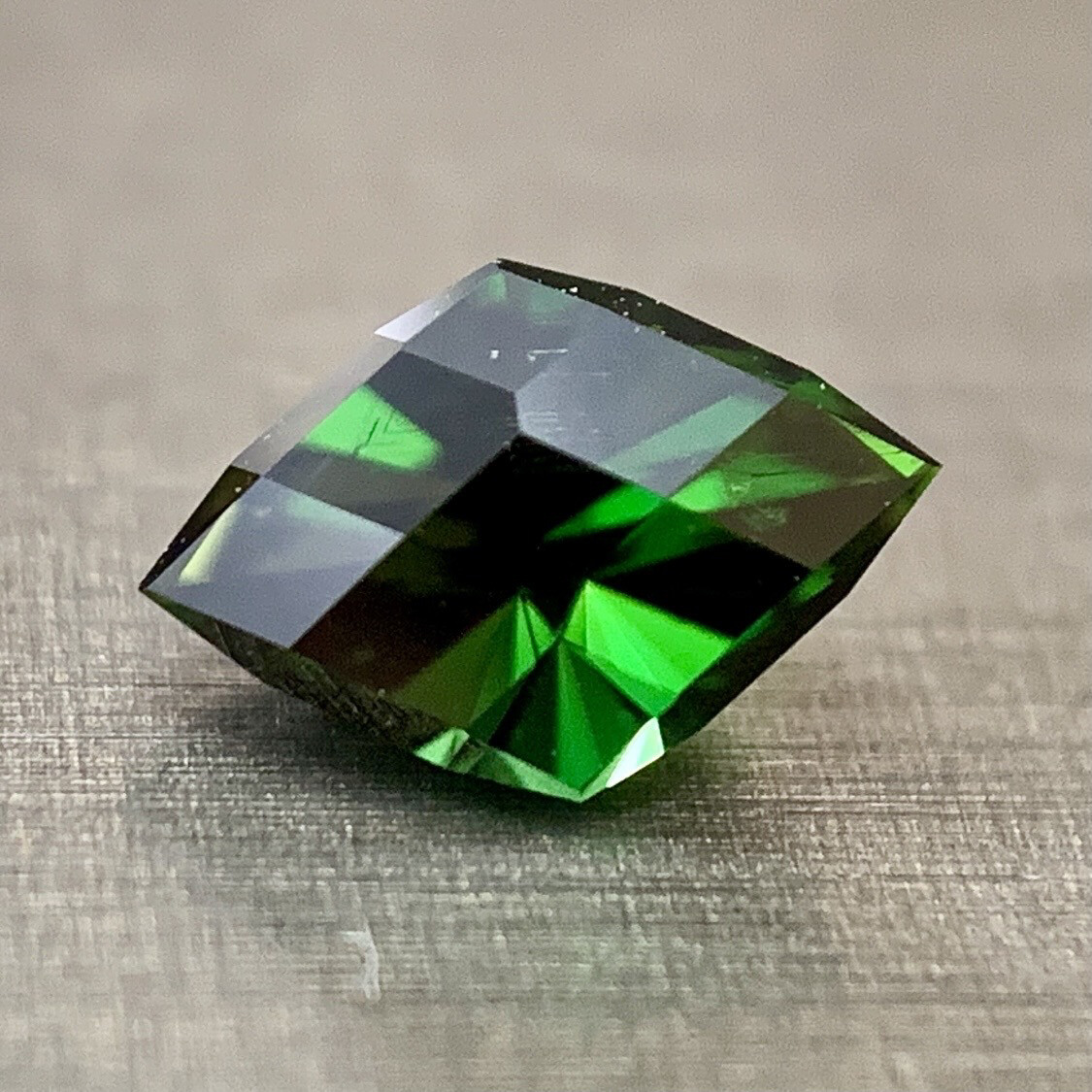 ᴬᵀᵞᴾᴵᶜᴬᴸ CHROME TOURMALINE 0.44ct