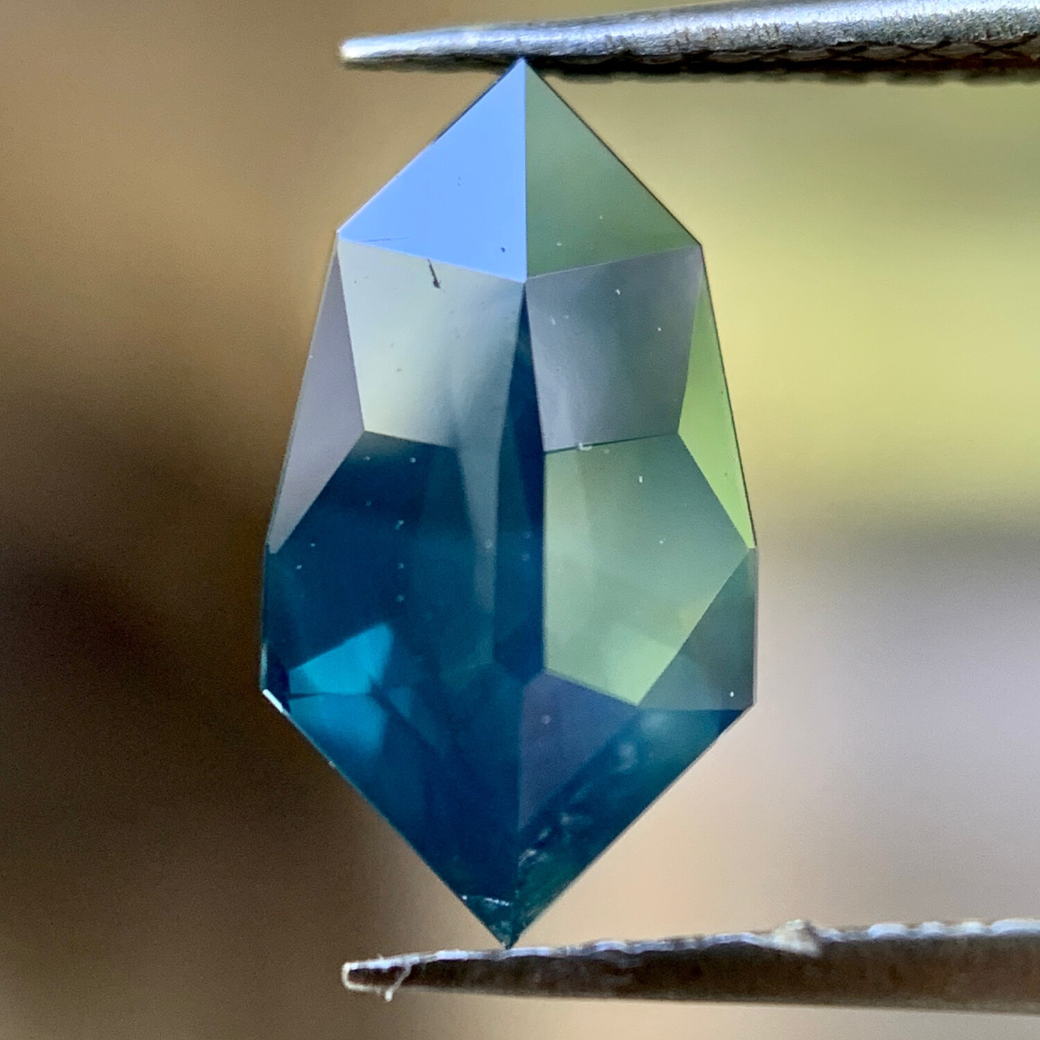 ᴬᵀᵞᴾᴵᶜᴬᴸ TEAL KENYAN SAPPHIRE 1.00ct
