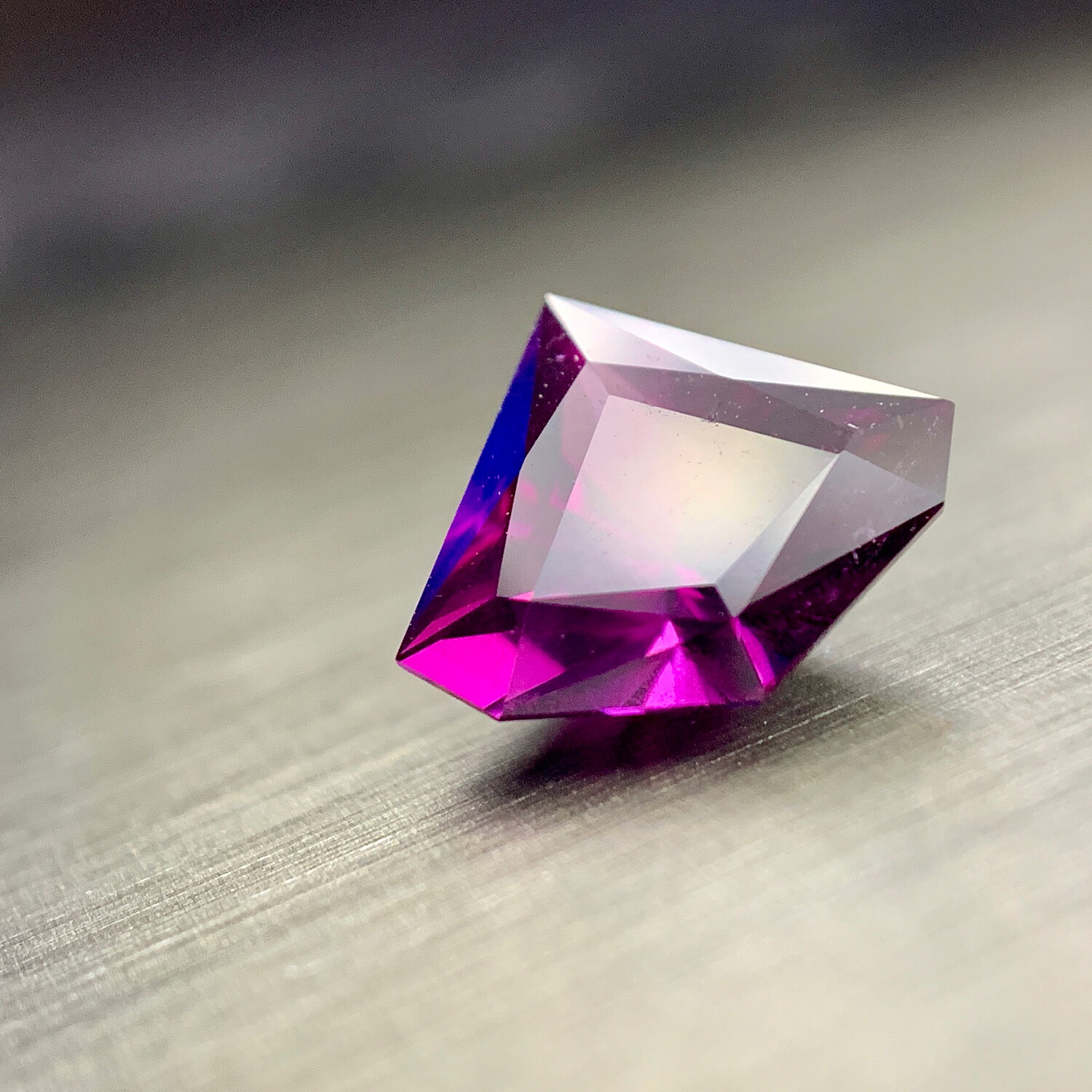 ᴬᵀᵞᴾᴵᶜᴬᴸ GARNET Mozambique 2.20ct