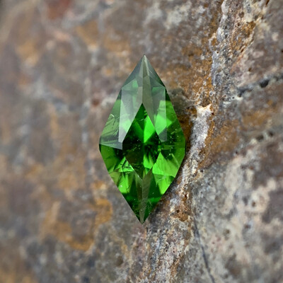 ᴬᵀᵞᴾᴵᶜᴬᴸ CHROME TOURMALINE 0.44ct