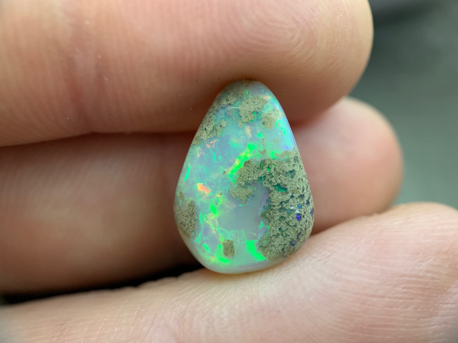 ᴬᵀᵞᴾᴵᶜᴬᴸ RAINBOW OPAL WELO 7.06ct