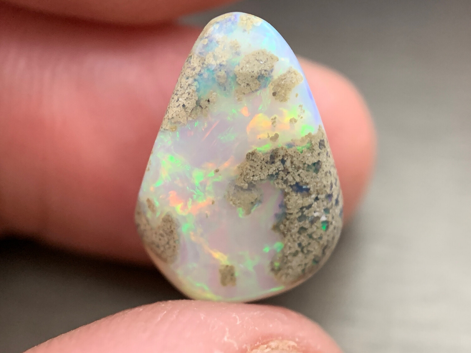 ᴬᵀᵞᴾᴵᶜᴬᴸ RAINBOW OPAL WELO 7.06ct