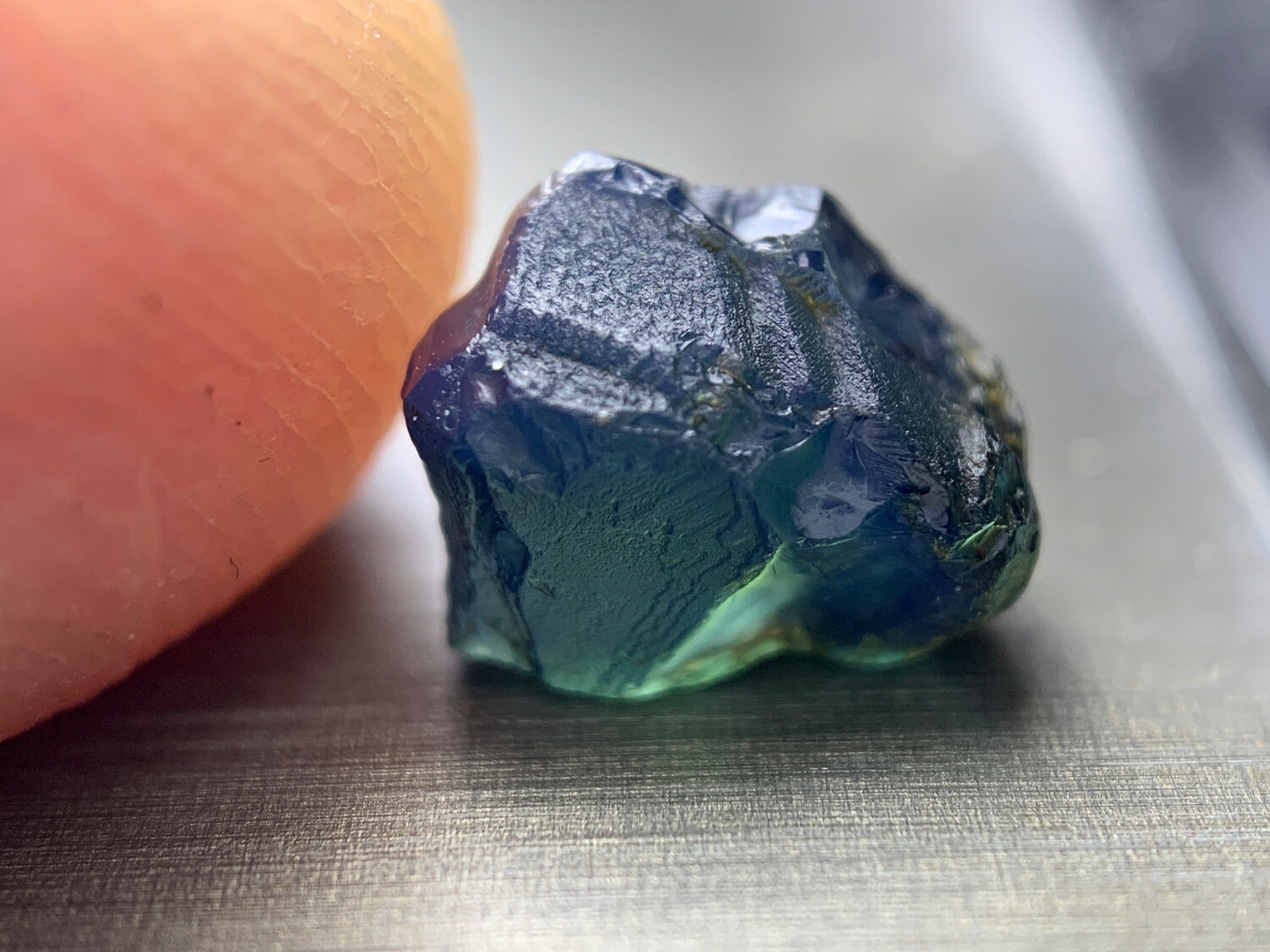 ᴬᵀᵞᴾᴵᶜᴬᴸ TEAL KENYAN SAPPHIRE 0.96ct