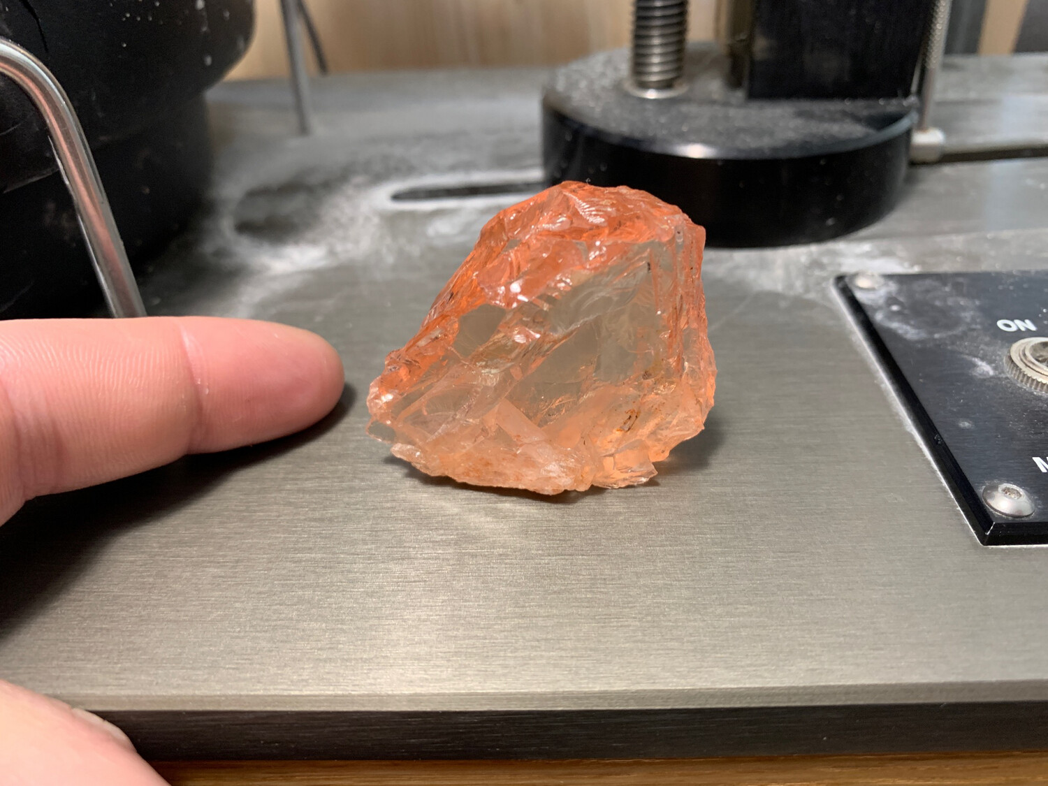 VIVID PEACH MORGANITE 265.80ct