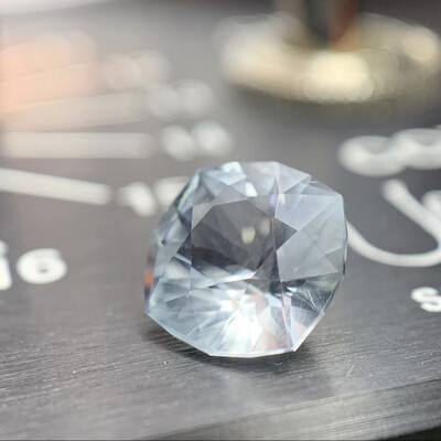 ᴬᵀᵞᴾᴵᶜᴬᴸ TOPAZ 2.16ct