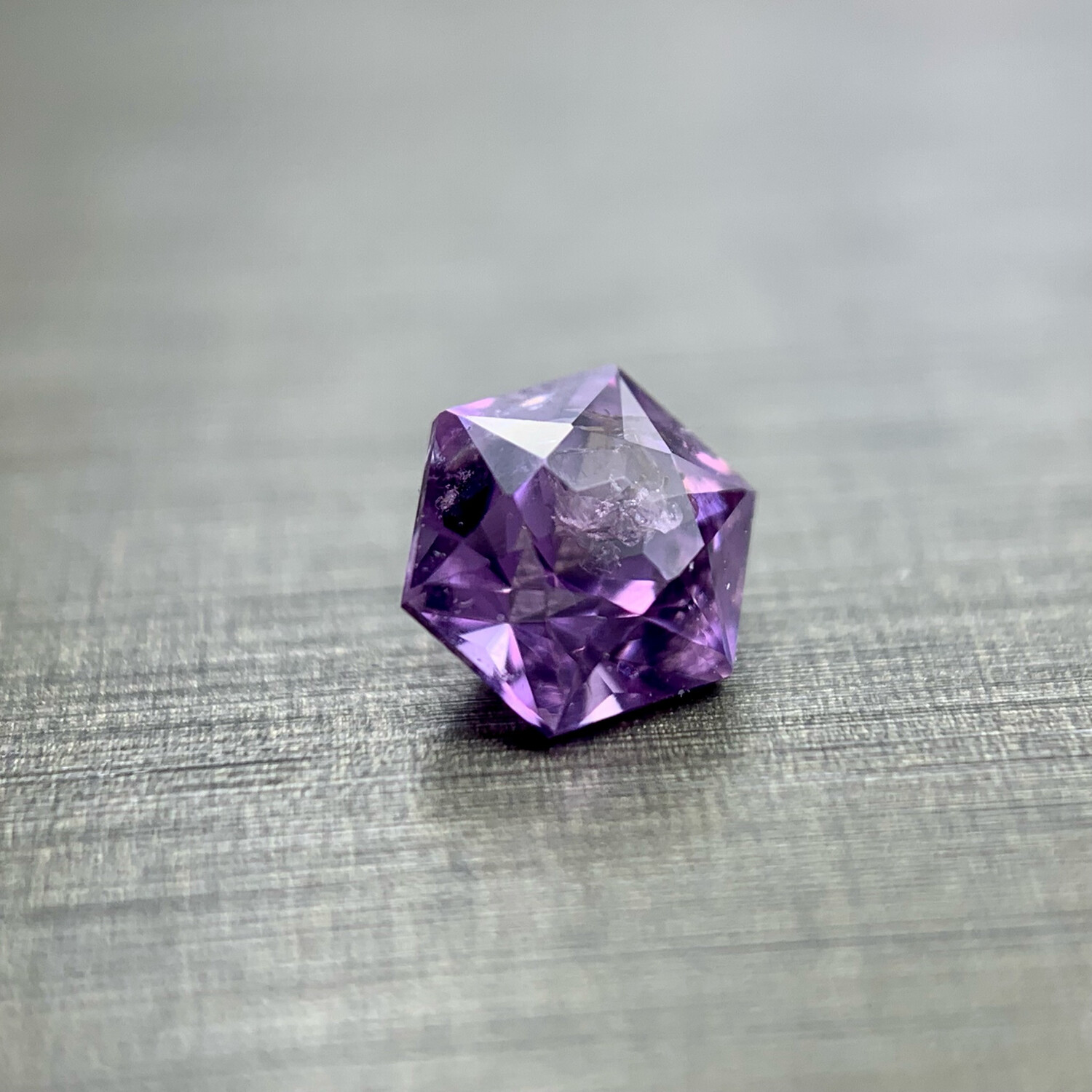 ᴬᵀᵞᴾᴵᶜᴬᴸ PURPLE SAPPHIRE 0.19ct