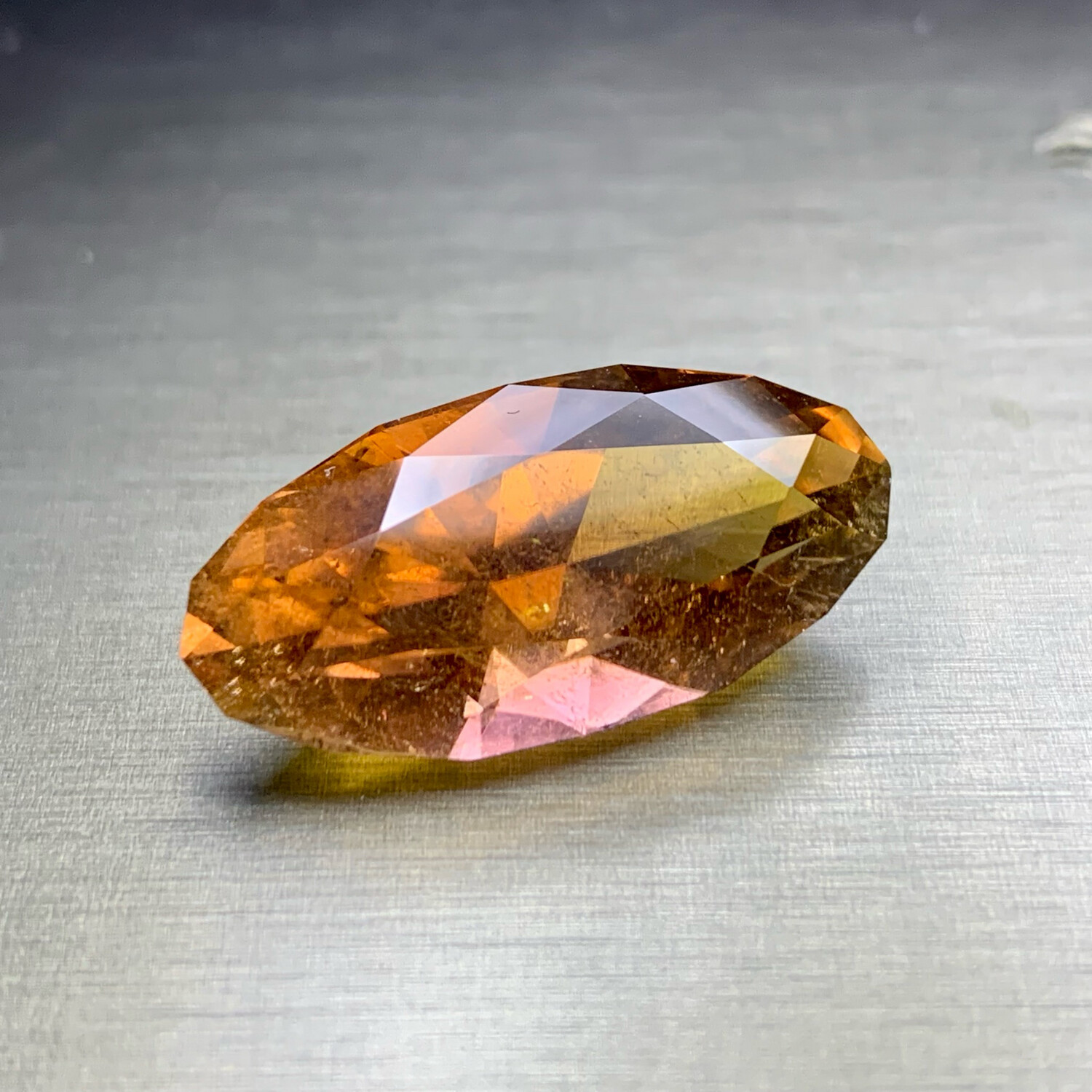 ᴬᵀᵞᴾᴵᶜᴬᴸ TRICHROIC TOURMALINE 18.74ct