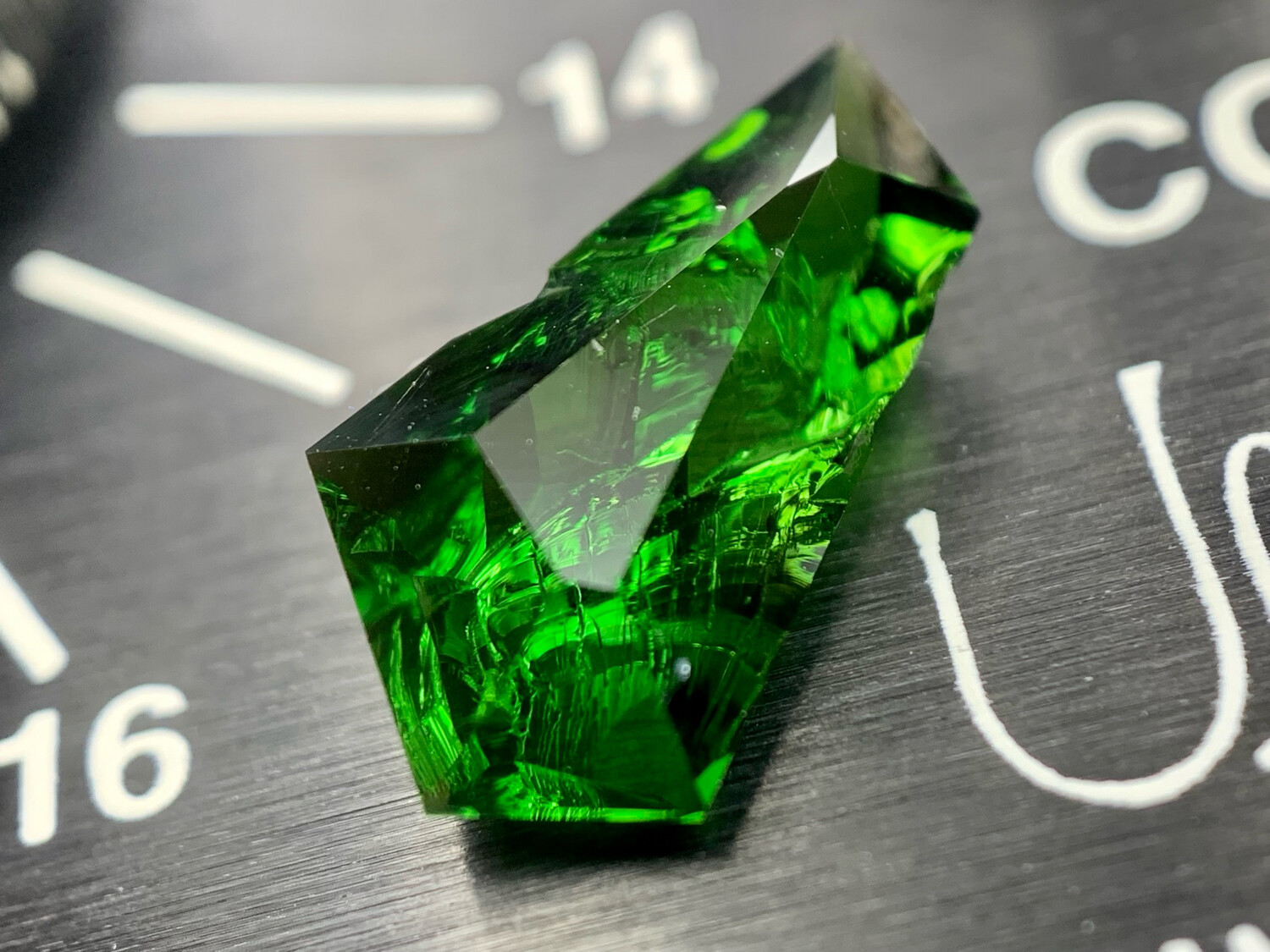 ᴬᵀᵞᴾᴵᶜᴬᴸ WILD CHROME TOURMALINE 2.91ct