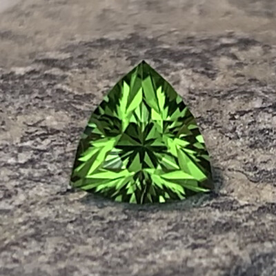ᴬᵀᵞᴾᴵᶜᴬᴸ CHROME TOURMALINE 0,37ct