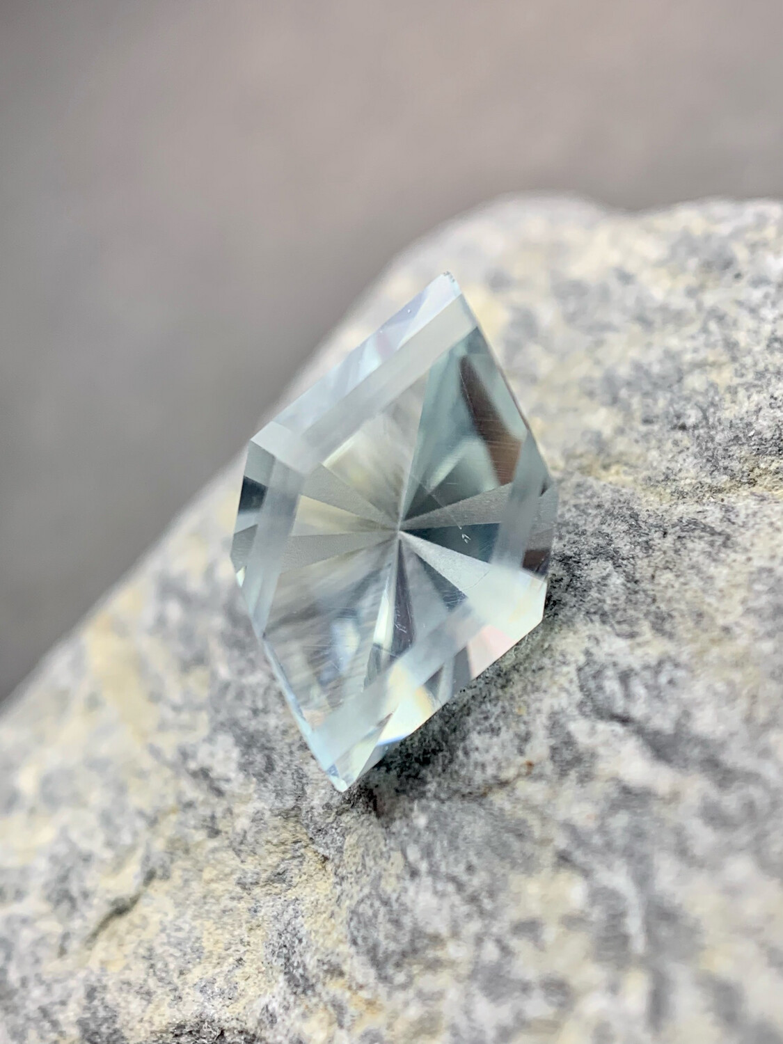 ᴬᵀᵞᴾᴵᶜᴬᴸ AQUAMARINE 1.20ct