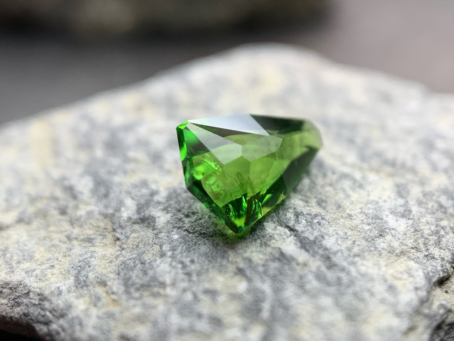 ᴬᵀᵞᴾᴵᶜᴬᴸ CHROME TOURMALINE 0.48ct