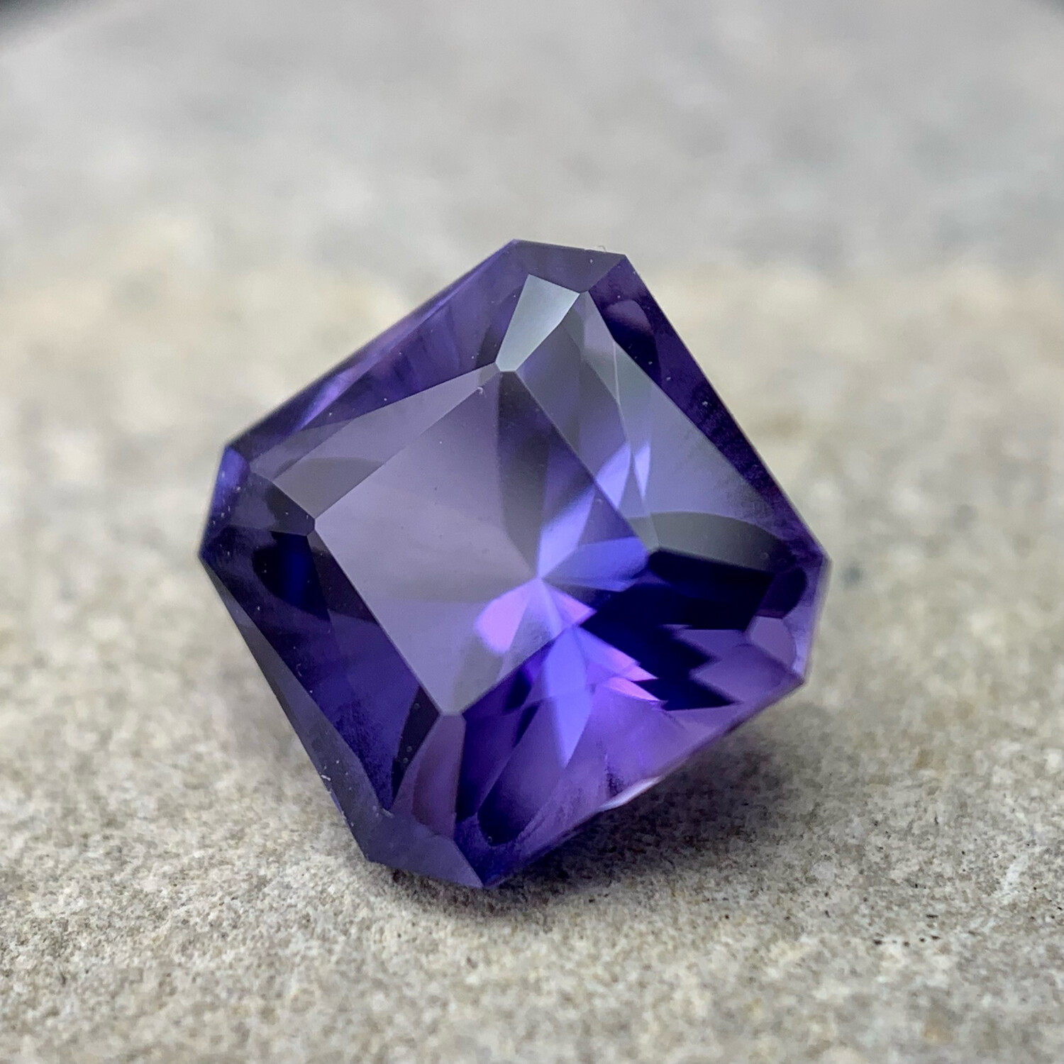 ᴬᵀᵞᴾᴵᶜᴬᴸ COLOR CHANGE TANZANITE 3.26ct 🌱