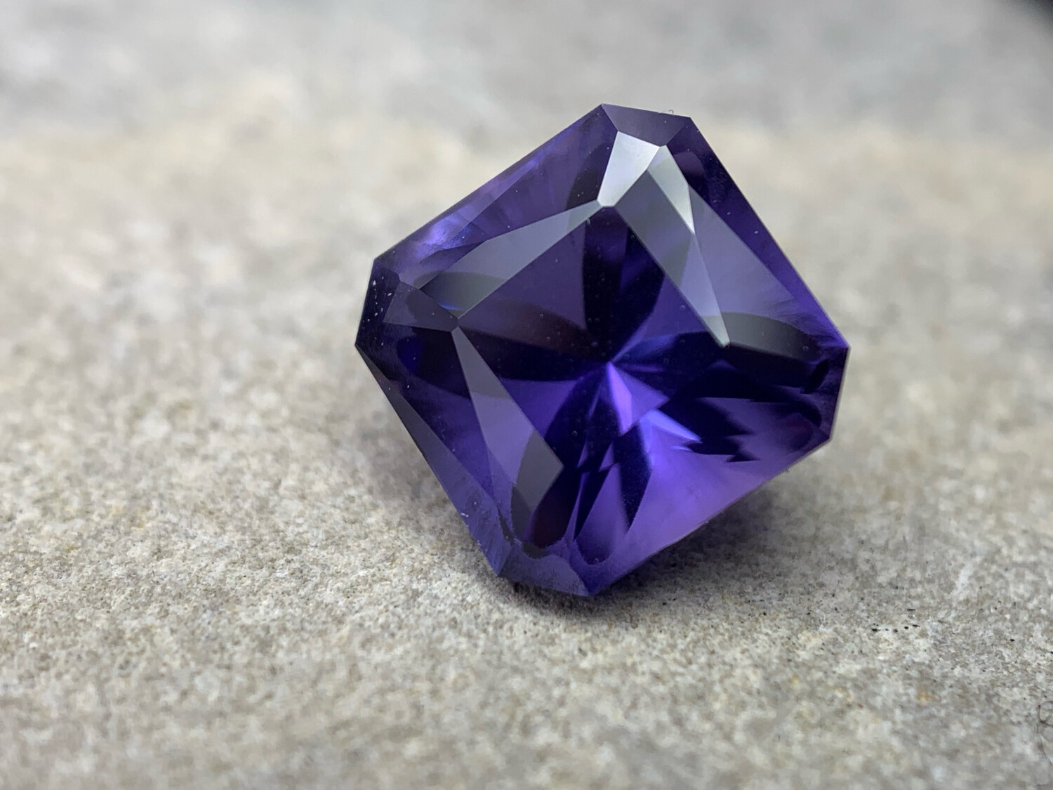 ᴬᵀᵞᴾᴵᶜᴬᴸ COLOR CHANGE TANZANITE 3.26ct 🌱