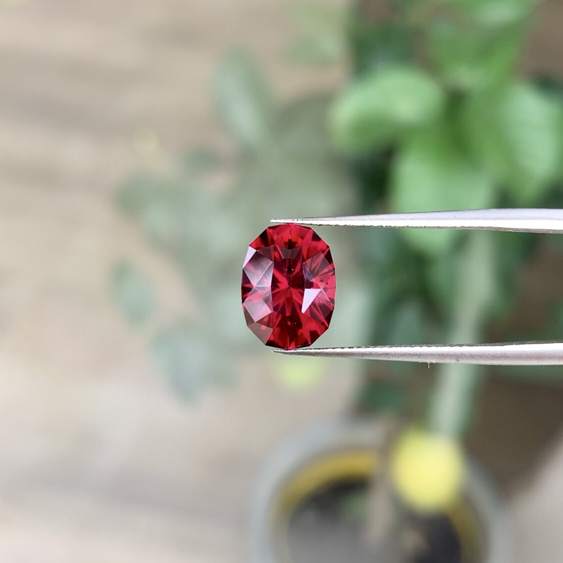 ᴬᵀᵞᴾᴵᶜᴬᴸ UMBALITE GARNET 4.20ct