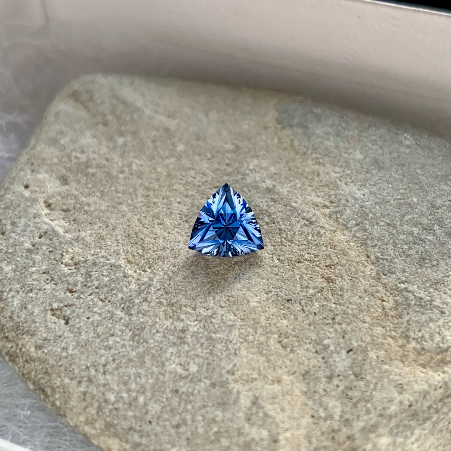 ᴬᵀᵞᴾᴵᶜᴬᴸ BLUE SAPPHIRE 0.90ct 🌱