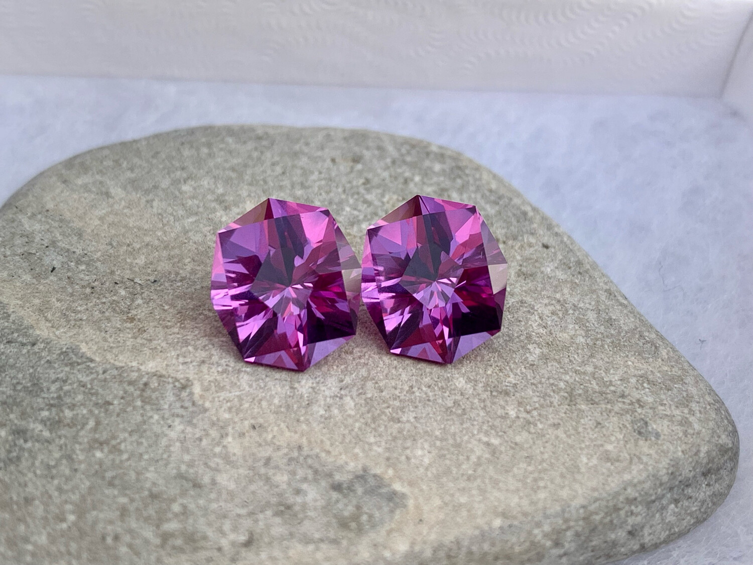 ᴬᵀᵞᴾᴵᶜᴬᴸ SAPPHIRE COLORED ALEXANDRITE 5.22ct x2 🌱