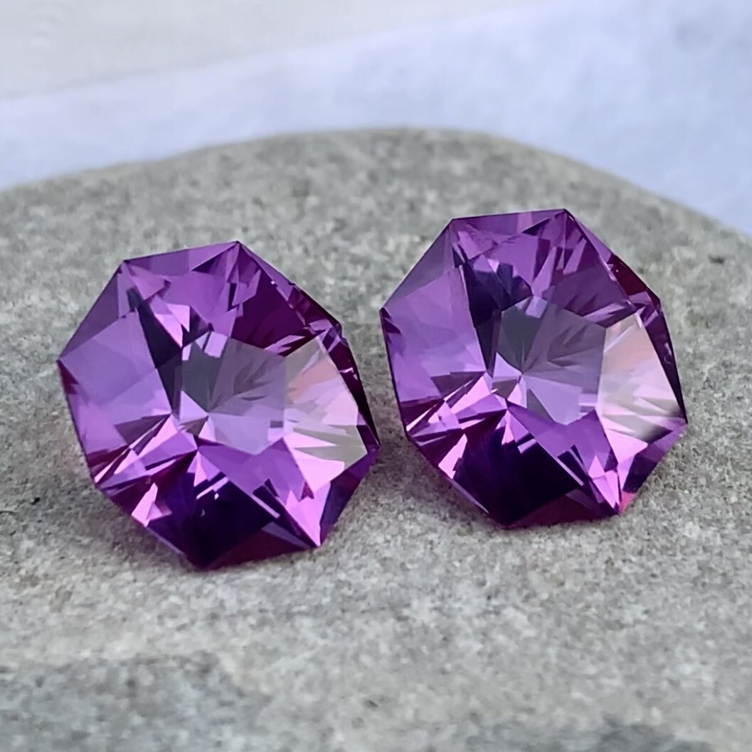 ᴬᵀᵞᴾᴵᶜᴬᴸ SAPPHIRE COLORED ALEXANDRITE 5.22ct x2 🌱