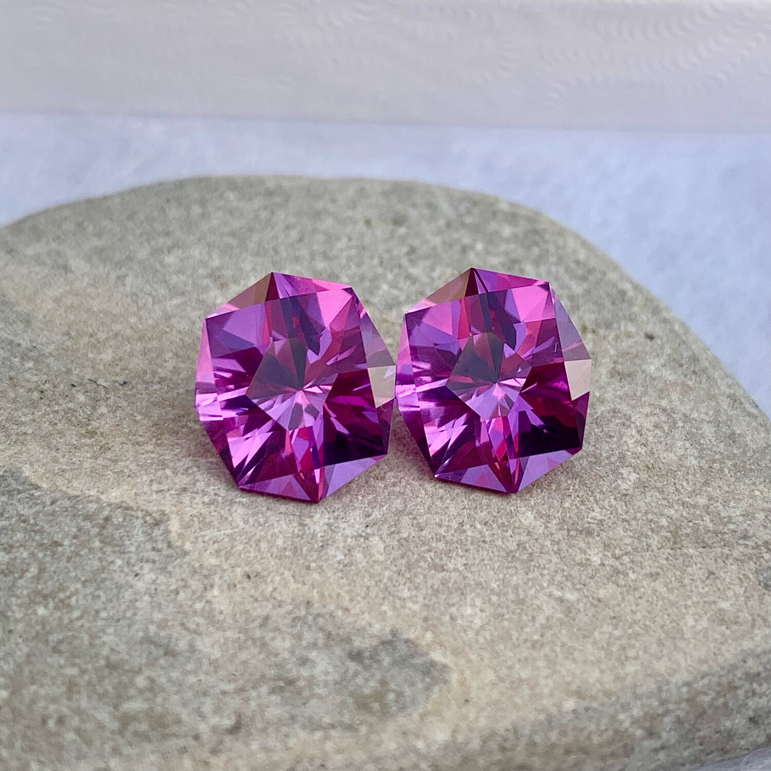 ᴬᵀᵞᴾᴵᶜᴬᴸ SAPPHIRE COLORED ALEXANDRITE 5.22ct x2 🌱