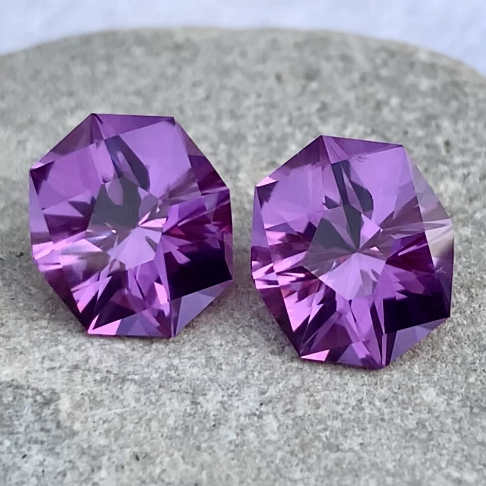 ᴬᵀᵞᴾᴵᶜᴬᴸ SAPPHIRE COLORED ALEXANDRITE 5.22ct x2 🌱