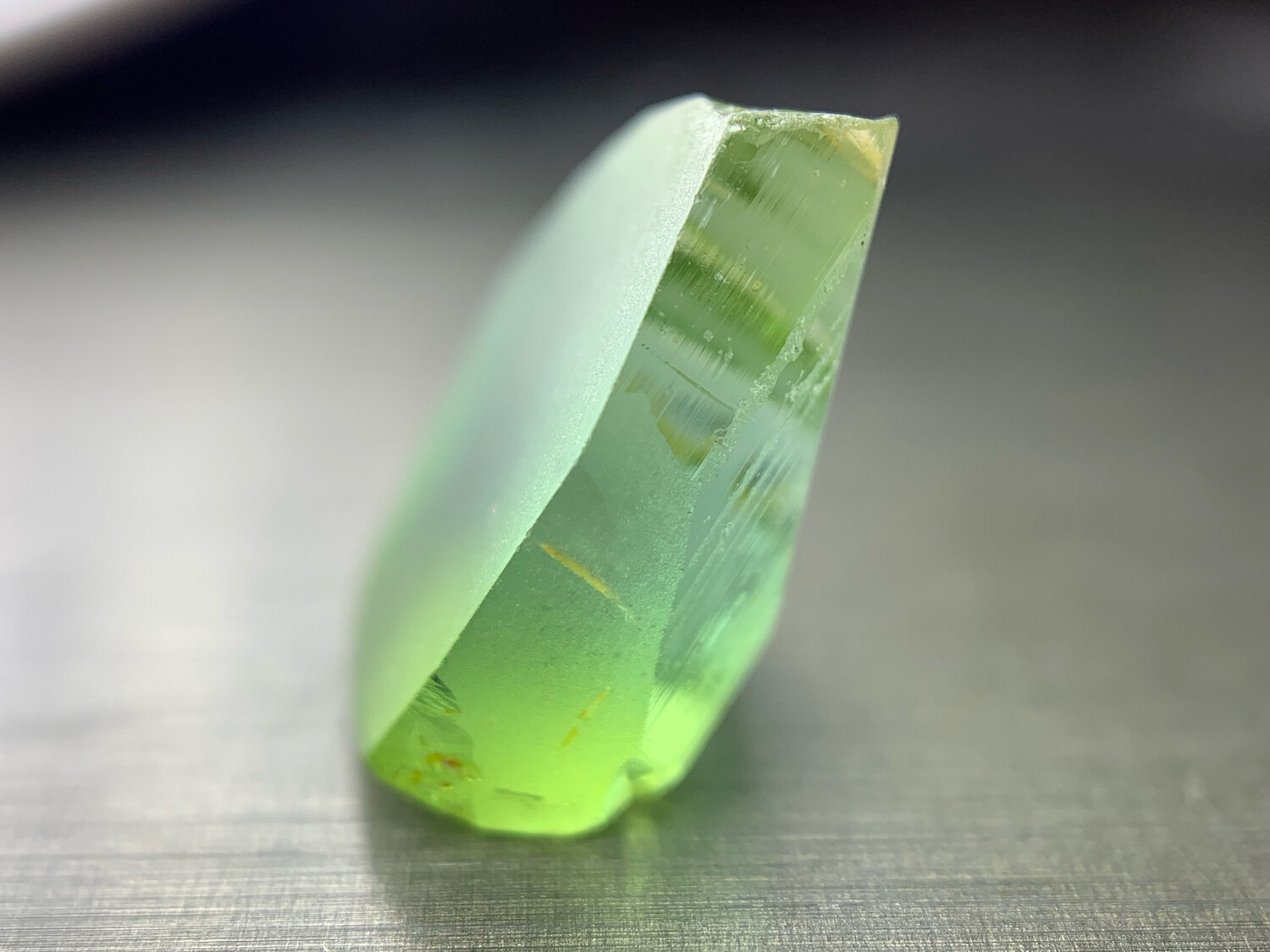 ᴬᵀᵞᴾᴵᶜᴬᴸ ELECTRIC GREEN TOURMALINE 3.10ct