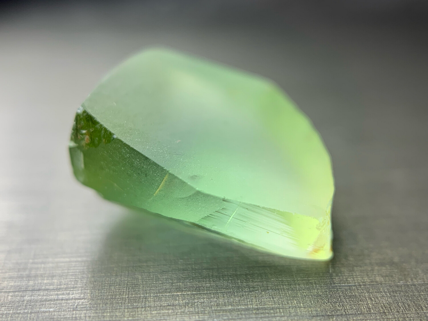 ᴬᵀᵞᴾᴵᶜᴬᴸ ELECTRIC GREEN TOURMALINE 3.10ct