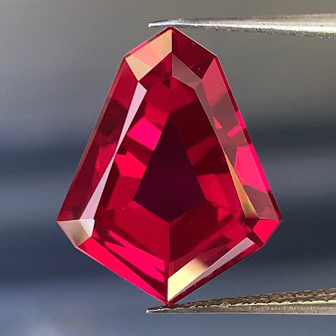 ᴬᵀᵞᴾᴵᶜᴬᴸ RED RUBY 6.57ct 🌱