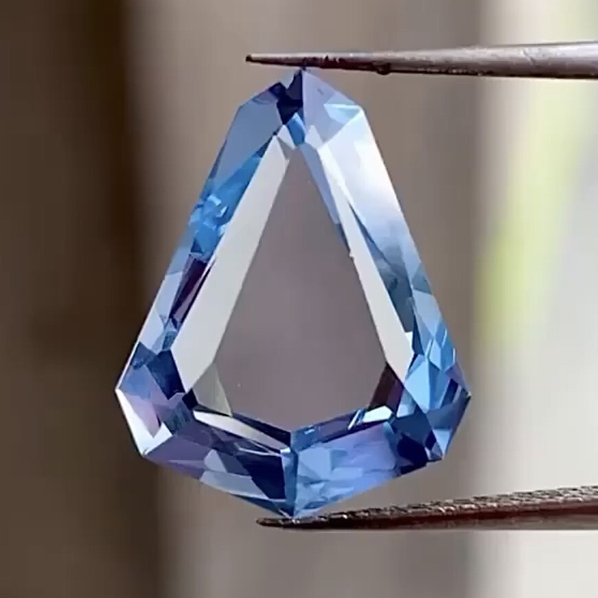 ᴬᵀᵞᴾᴵᶜᴬᴸ BLUE SPINEL 3.80ct 🌱