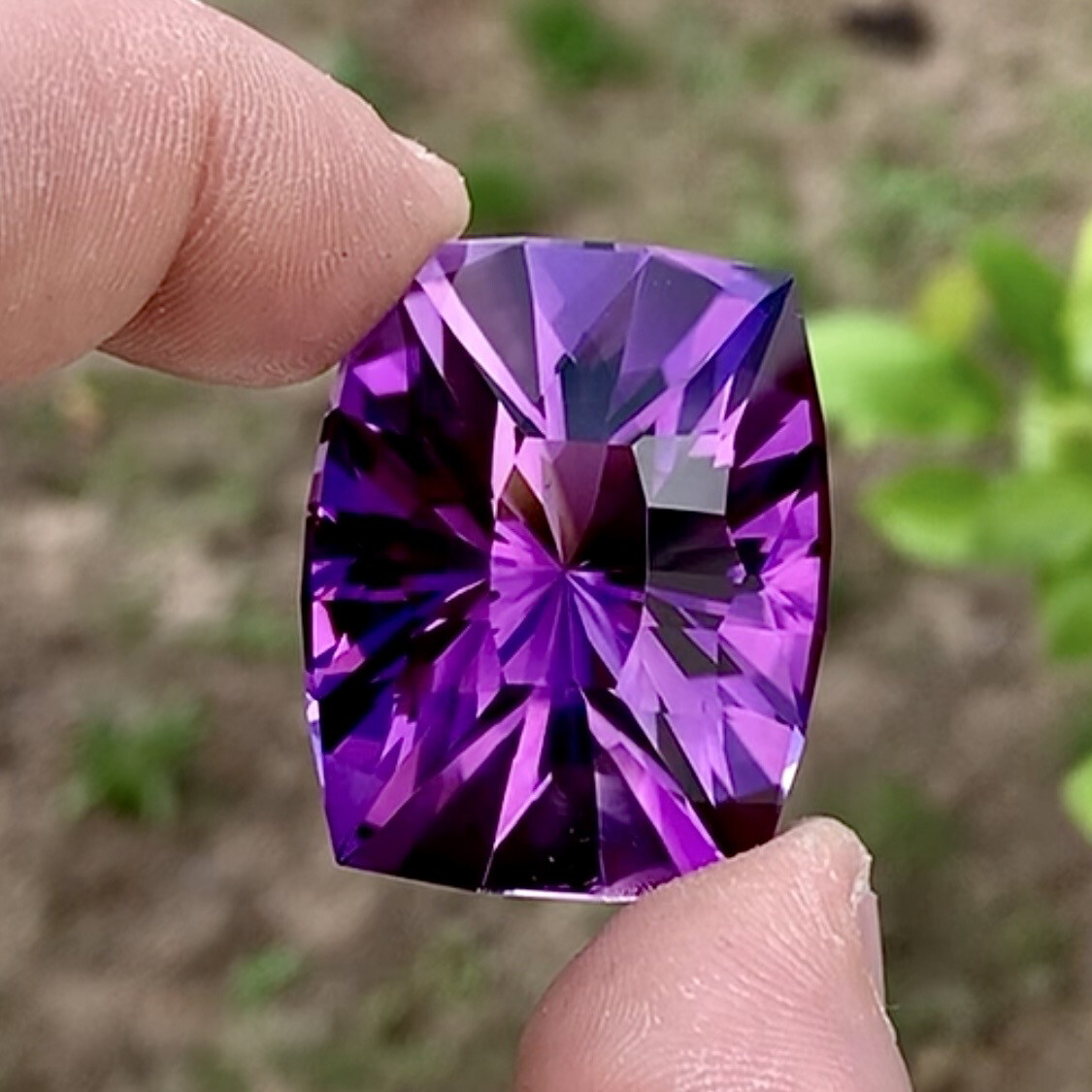 ᴬᵀᵞᴾᴵᶜᴬᴸ CHUNKY AMETHYST 142ct