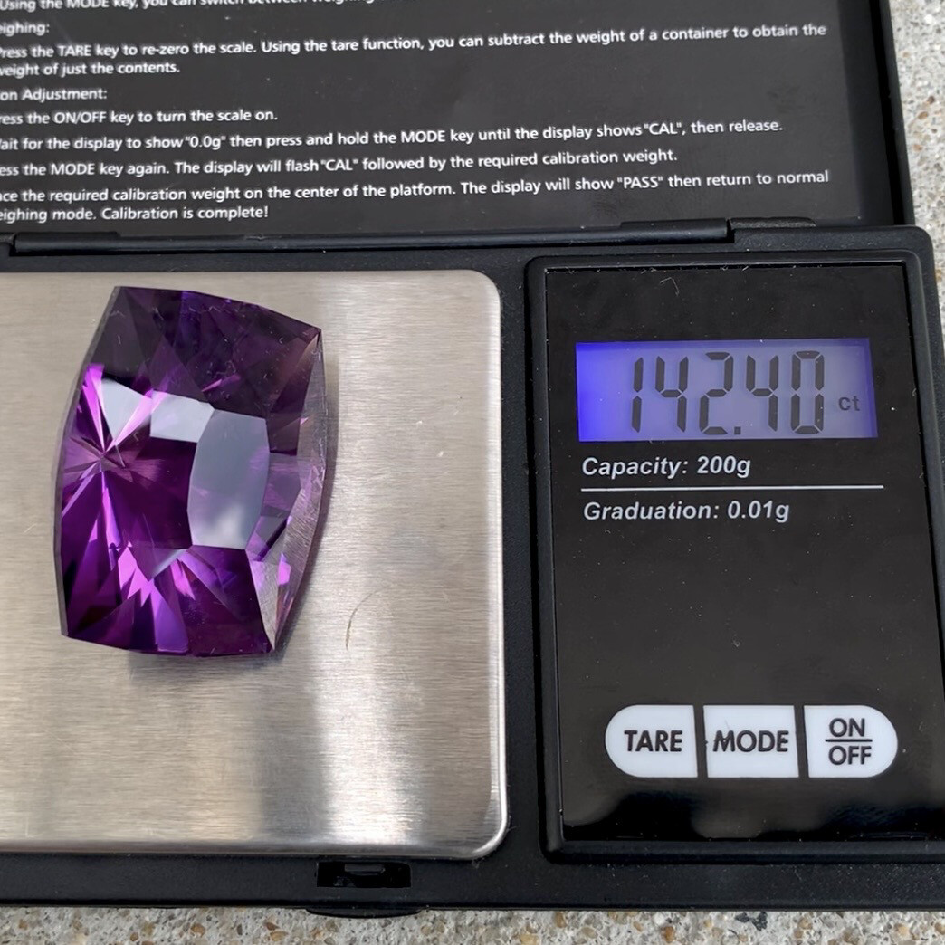 ᴬᵀᵞᴾᴵᶜᴬᴸ CHUNKY AMETHYST 142ct