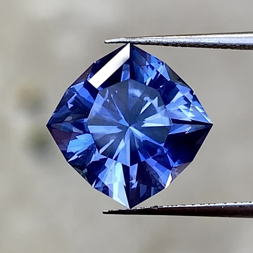 ᴬᵀᵞᴾᴵᶜᴬᴸ BLUE SAPPHIRE 7.19ct 🌱