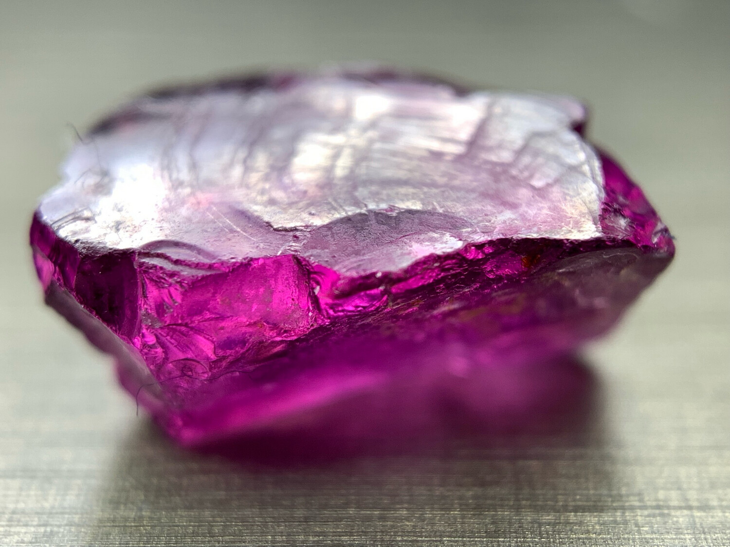HOT PURPLE PINK GARNET 7.43ct