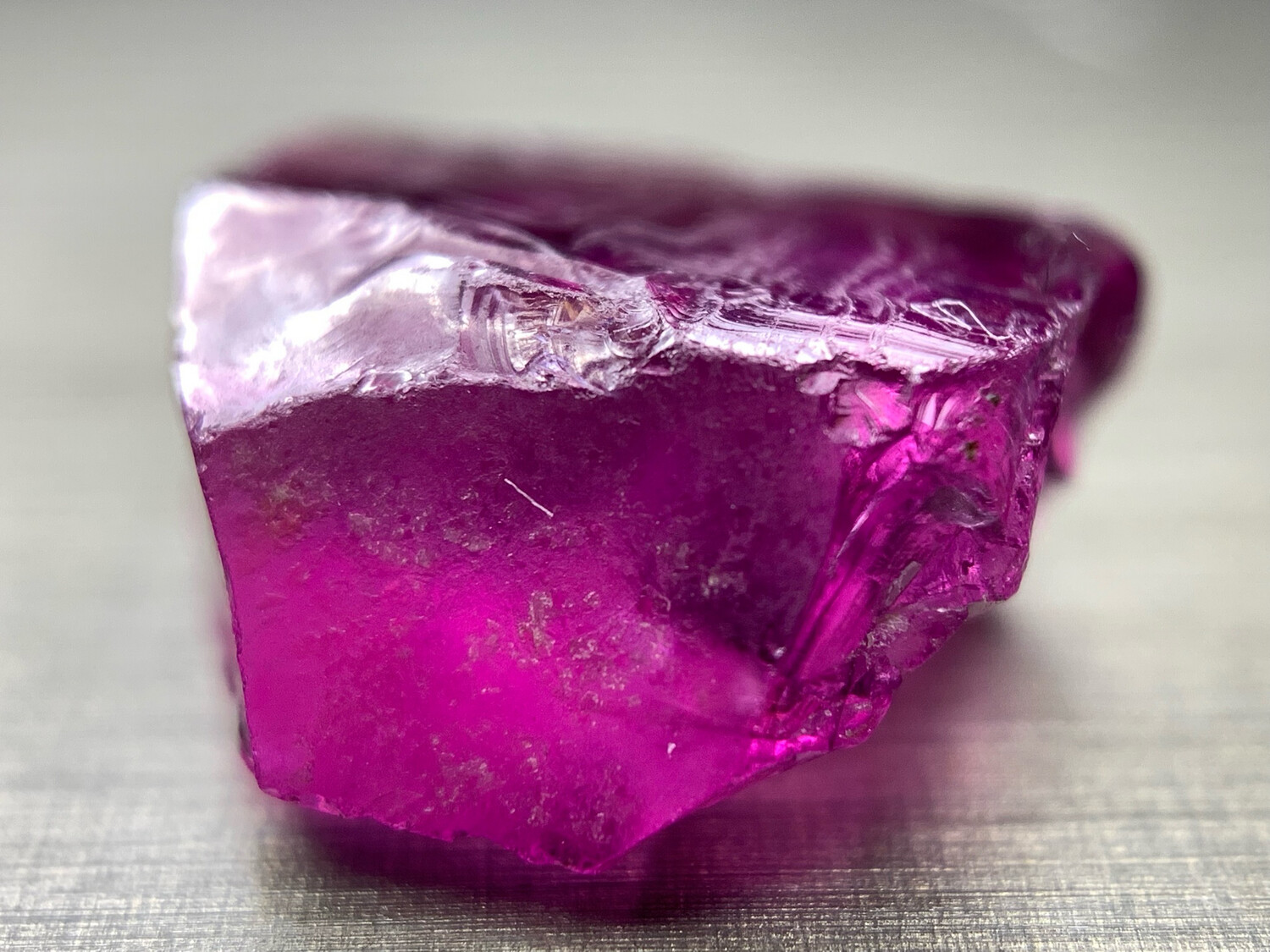 HOT PURPLE PINK GARNET 7.43ct
