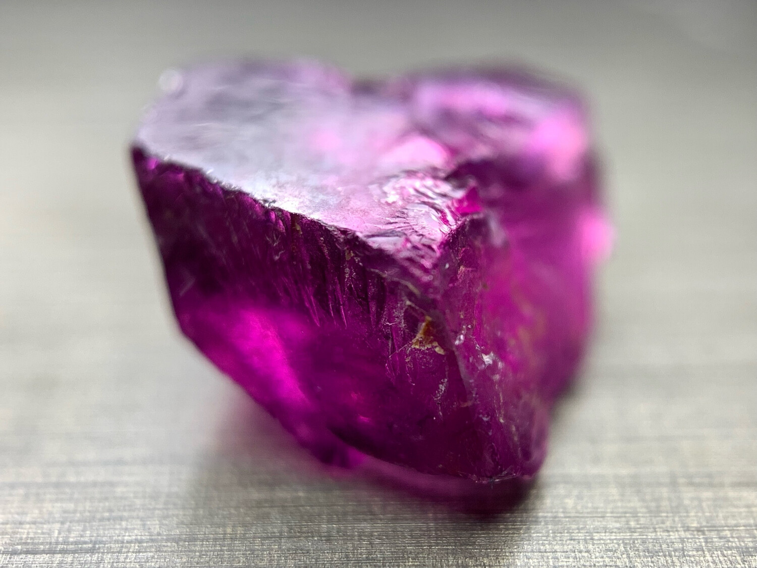 HOT PURPLE PINK GARNET 7.43ct