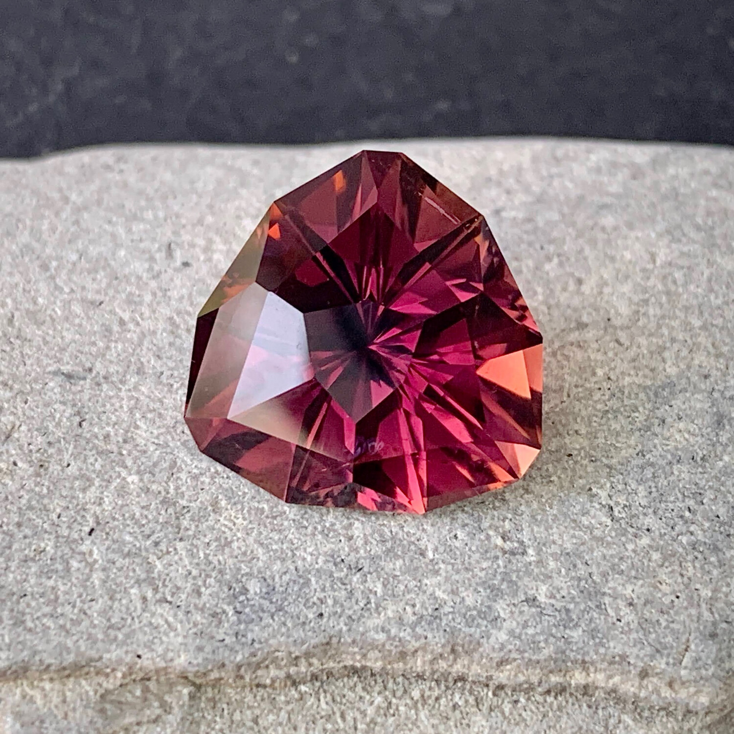 ᴬᵀᵞᴾᴵᶜᴬᴸ RUBELLITE TOURMALINE 13,61ct