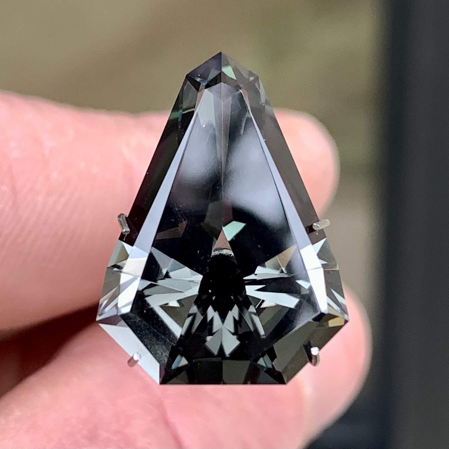 ᴬᵀᵞᴾᴵᶜᴬᴸ DARK-BLACK NANOSITAL 15.91ct🌱