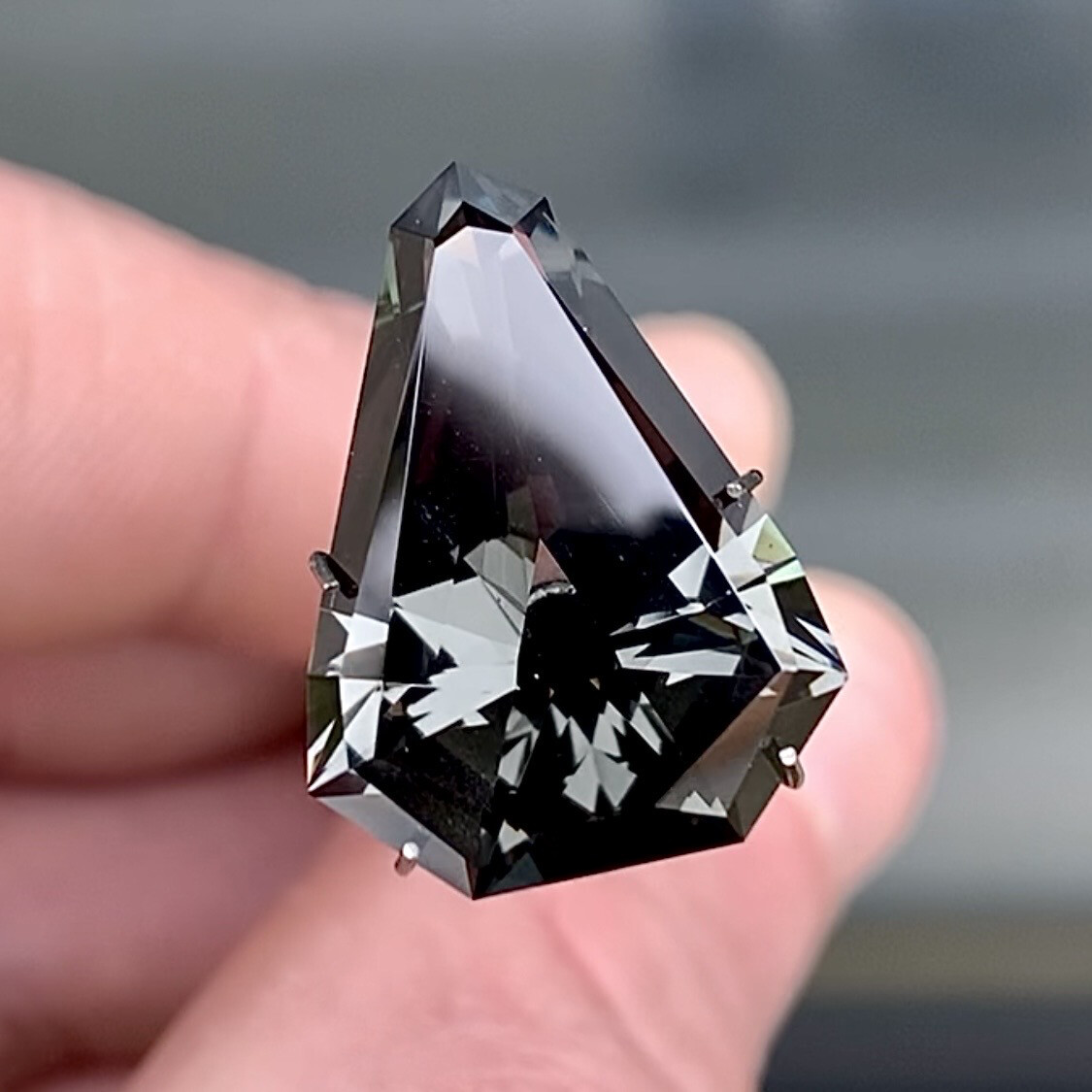 ᴬᵀᵞᴾᴵᶜᴬᴸ DARK-BLACK NANOSITAL 15.91ct🌱