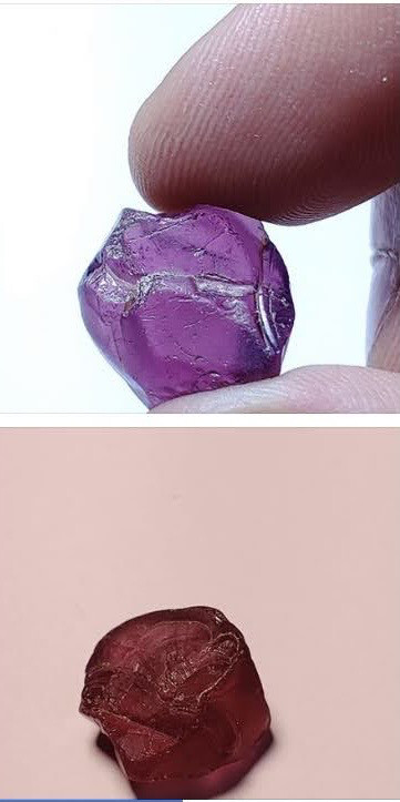 COLOR CHANGE GARNET Malawi 23.01ct